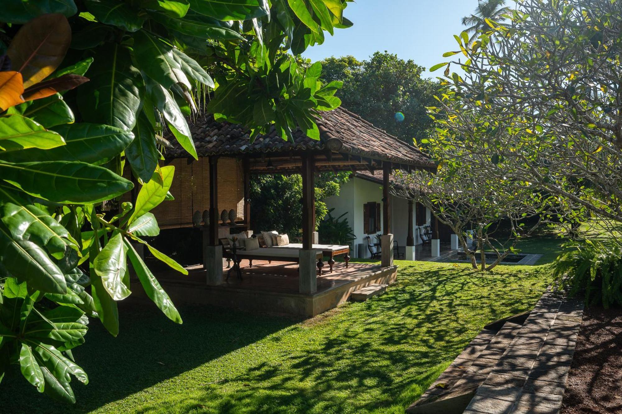 Nyne Hotels Rock Villa, Bentota Extérieur photo