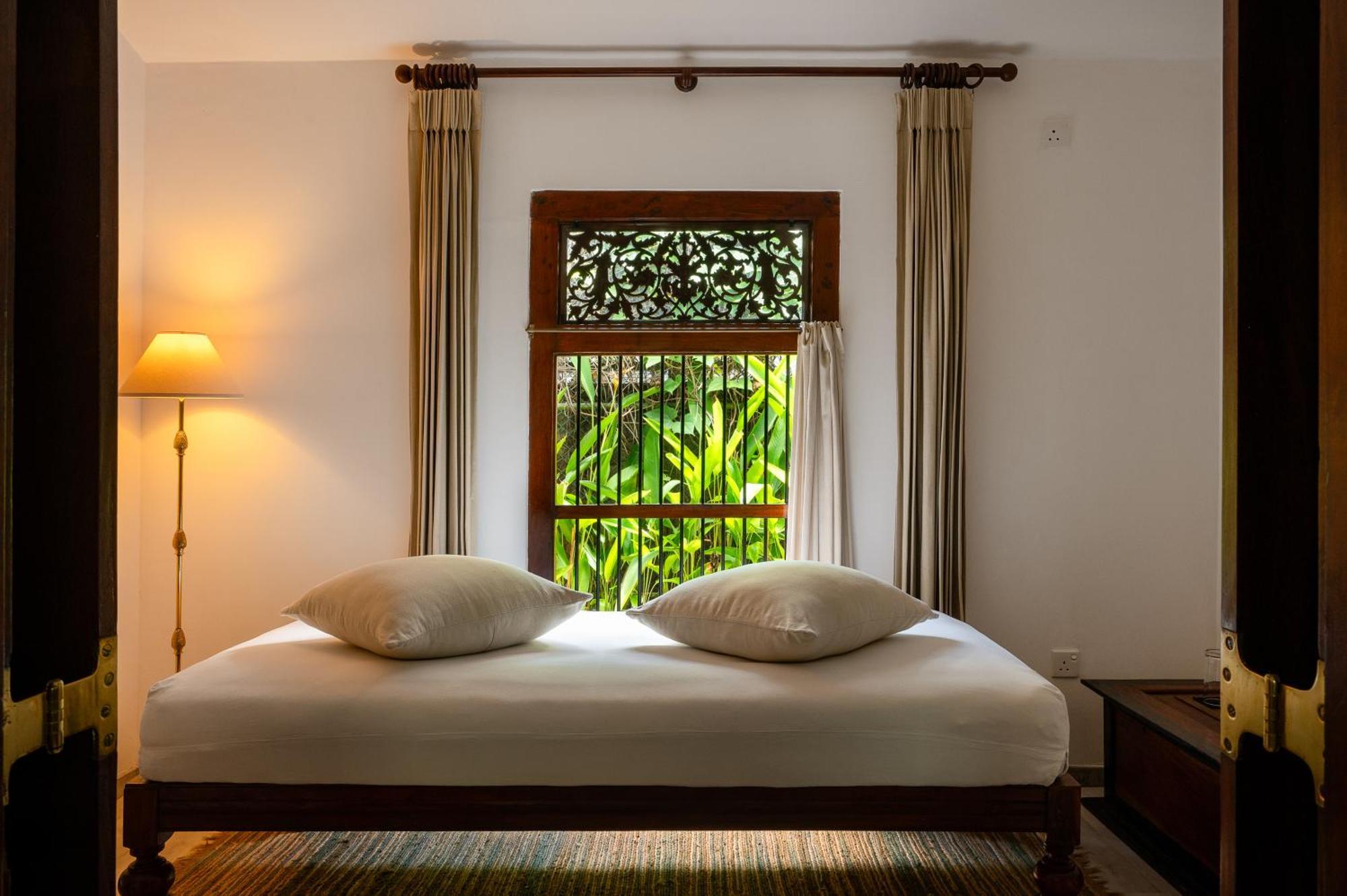 Nyne Hotels Rock Villa, Bentota Extérieur photo