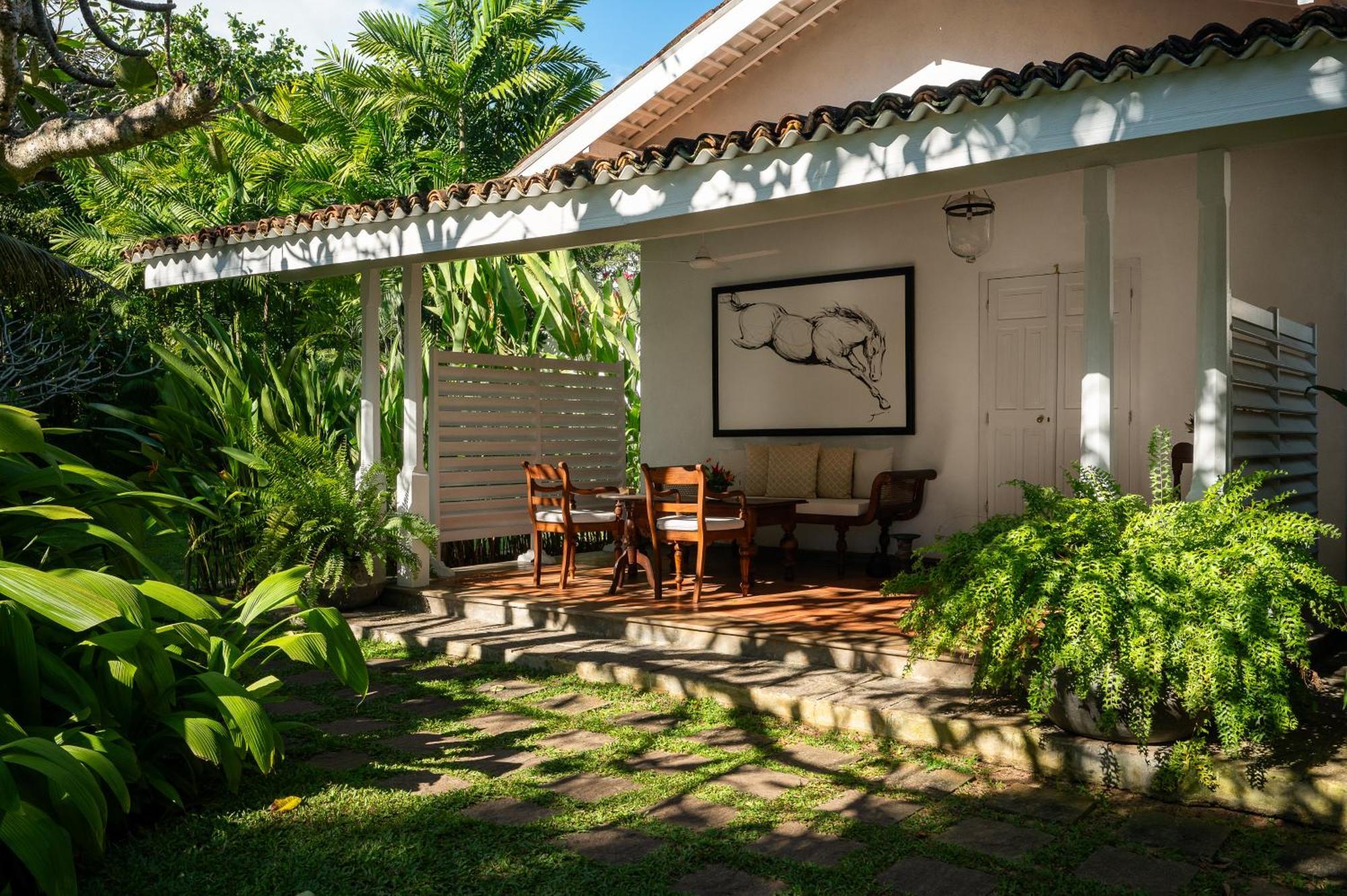 Nyne Hotels Rock Villa, Bentota Extérieur photo